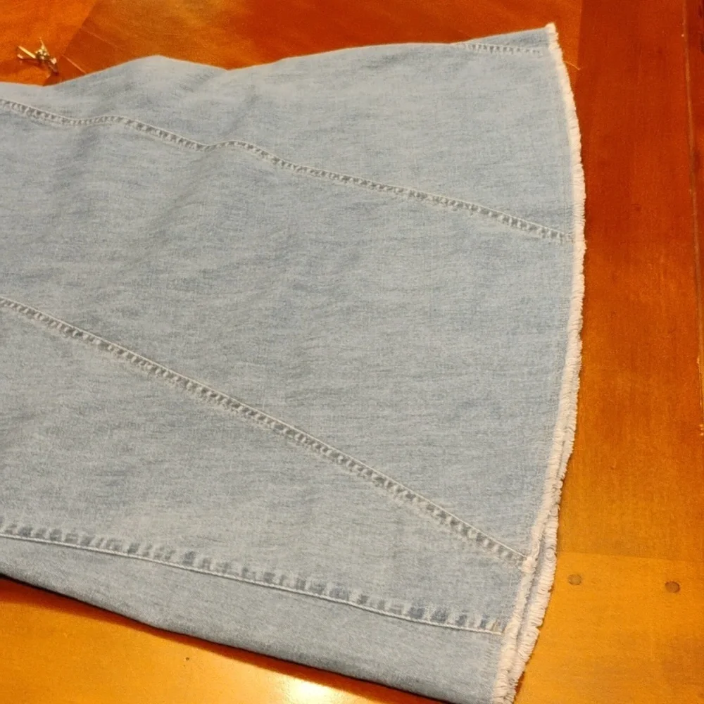 VTG Liz Claiborne Maxi Light Blue Wash Denim BOHO Skirt Waist 30" Size 8 - Picture 8 of 9